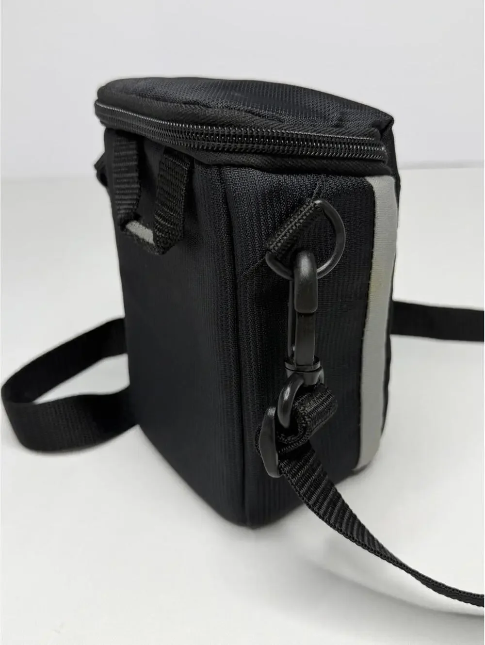 Canon 100ES Carry/Shoulder Bag + Case Logic Camera Bag P65C